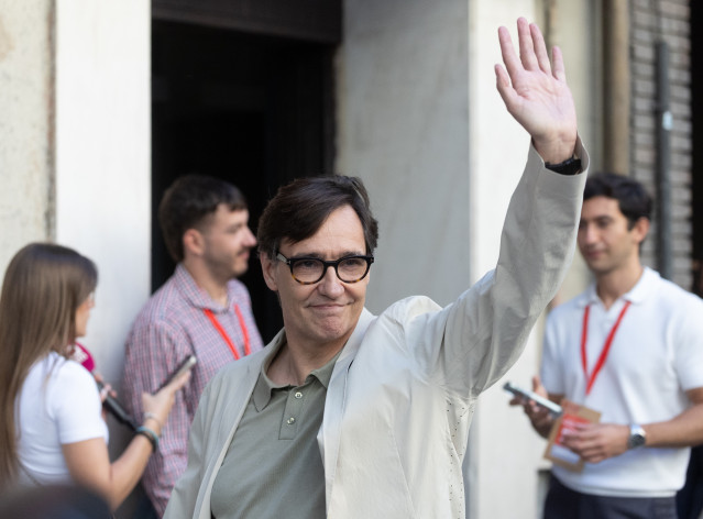 El presidente de la Generalitat de Catalunya, Salvador Illa, a su llegada a la reunión del Comité Federal del PSOE, en la sede federal del partido, a 5 de julio de 2025, en Madrid (España).
