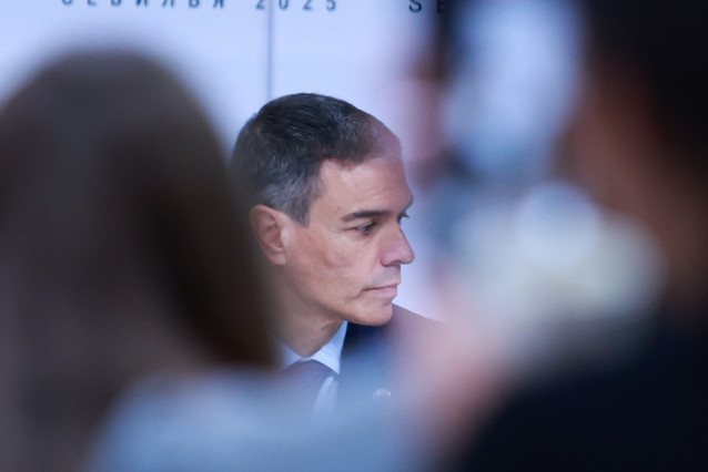 El presidente del Gobierno, Pedro Sánchez, participa en una mesa redonda en la Cumbre de la ONU. A 02 de julio de 2025, en Sevilla (Andalucía, España).
