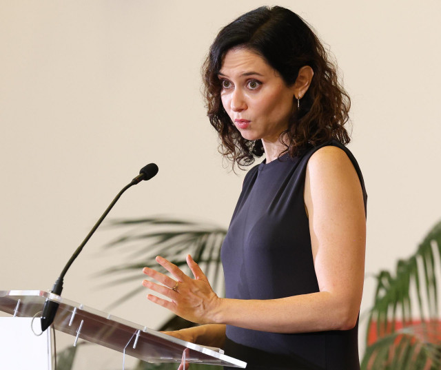La presidenta de la Comunidad de Madrid, Isabel Díaz Ayuso, interviene durante la toma de posesión de la rectora de la Universidad Autónoma de Madrid, en el Campus de Cantoblanco de la Universidad Autónoma de Madrid, a 7 de julio de 2025, en Madrid (Españ