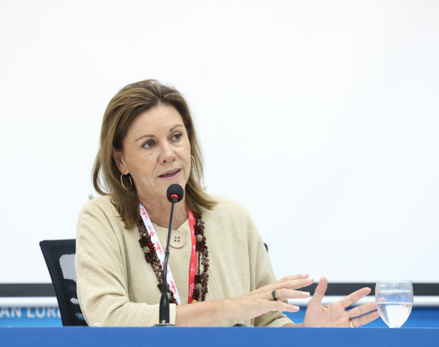 La presidenta del Instituto de Liderazgo Político y exministra de Defensa, María Dolores de Cospedal.