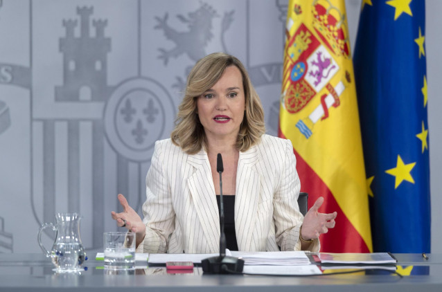 La ministra Portavoz, Pilar Alegría, durante una rueda de prensa posterior a la reunión del Consejo de Ministros, en el Palacio de La Moncloa, a 8 de julio de 2025, en Madrid (España).