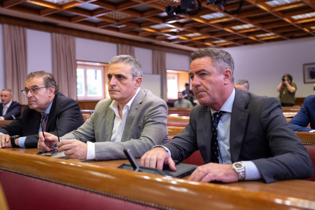 El diputado del PP José Vicente Marí Bosó y el senador del PP Miquel Jerez.