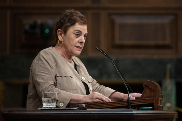 La portavoz de EH Bildu en el Congreso, Mertxe Aizpurua, interviene durante una sesión plenaria en el Congreso de los Diputados, a 26 de junio de 2025, en Madrid (España).