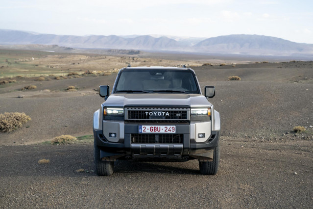 Toyota lanza su nuevo Land Cruiser 'Myld Hybrid 4x4' en España, disponible a partir de 2026.