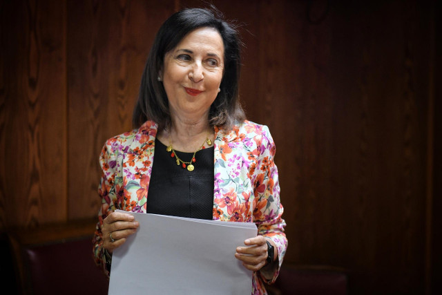 La ministra de Defensa, Margarita Robles, comparece en la Comisión de Defensa, en el Senado, a 27 de junio de 2025, en Madrid (España).