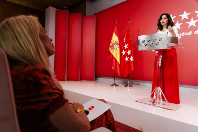 La presidenta de la Comunidad de Madrid, Isabel Díaz Ayuso, durante una comparecencia en la Real Casa de Correos para denunciar la ruptura de la caja común, a 14 de julio de 2025, en Madrid (España).