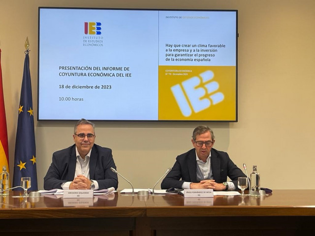 Archivo - Presentación del informe sobre Coyuntura Económica del IEE.