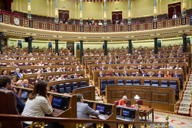 Hemiciclo durante el pleno extraordinario en el Congreso de los diputados, a 8 de julio de 2025, en Madrid (España).