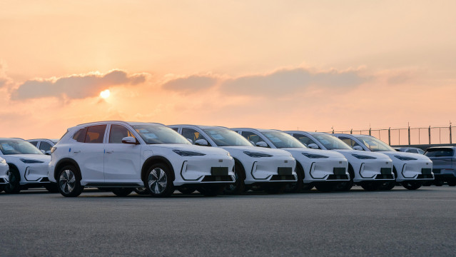 Archivo - Las ventas del grupo Geely en el primer semestre aumentar un 29% hasta lograr 1,9 millones de entregas.