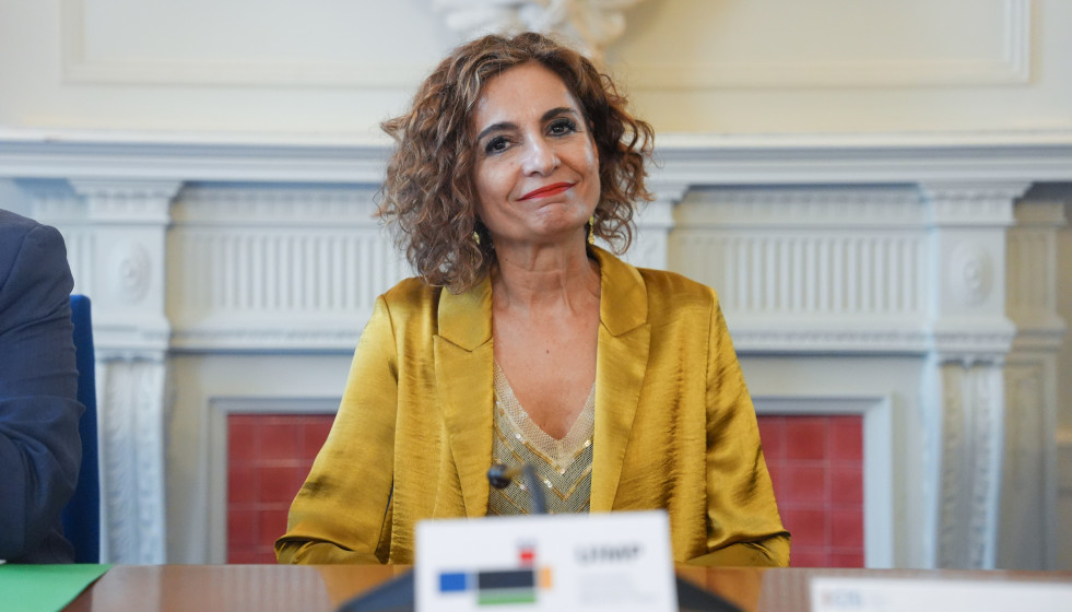 La vicepresidenta primera del Gobierno y ministra de Hacienda, María Jesús Montero, la clausura de un curso de la UIMP (Universidad Internacional Menéndez Pelayo), a 18 de julio de 2025, en Santand