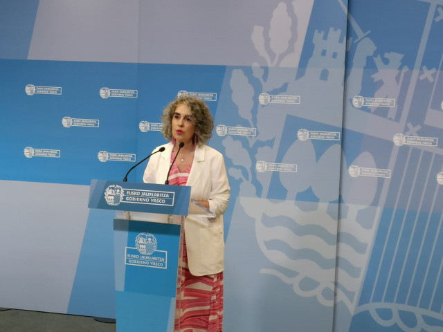 Comoprecencia de la Vicelehendakari primera, Ibone Bengoetxea, en la sede del Gobierno Vasco