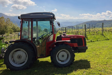 Archivo - Tractor