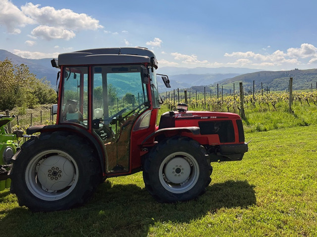 Archivo - Tractor