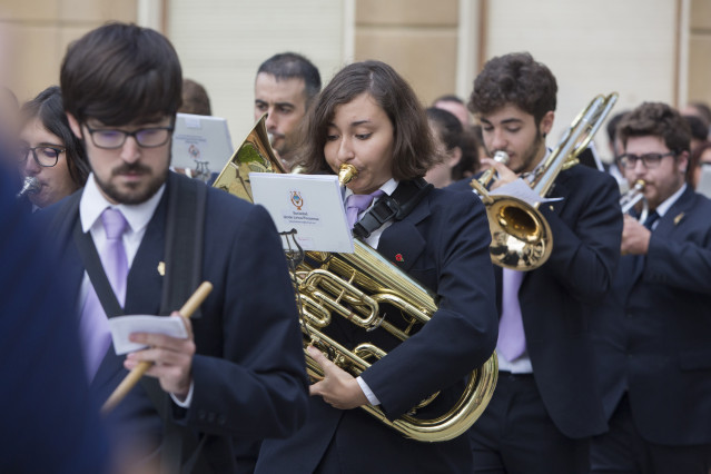 Archivo - Músicos de una sociedad musical de la Comunitat Valenciana