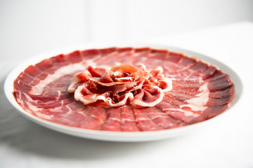 Archivo - Plato de jamón ibérico