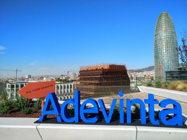 Archivo - Logo de Adevinta en la oficina de Barcelona