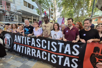 La eurodiputada de Podemos, Irene Montero, ha acudido a la manifestación convocada en Murcia contras los altercados de Torre Pacheco