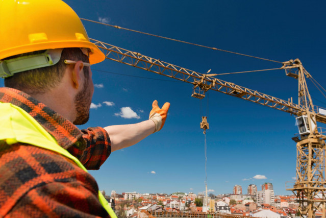 Cerca de 1,5 millones de personas trabajan en la construcción, un 4,3% más que el año anterior