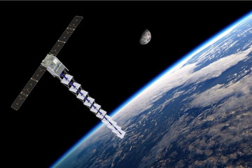 Archivo - Startical (Enaire) prueba los sistemas de vigilancia de tráfico aéreo que usará en su futura constelación de satélites