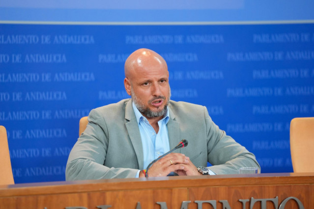 El portavoz adjunto del grupo Vox en el Parlamento andaluz, Rodrigo Alonso, este miércoles