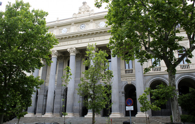 Archivo - Exterior del Palacio de la Bolsa, a 13 de mayo de 2021, en Madrid (España).