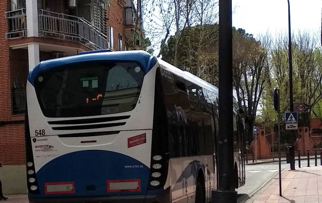 Archivo - Autobús en Getafe