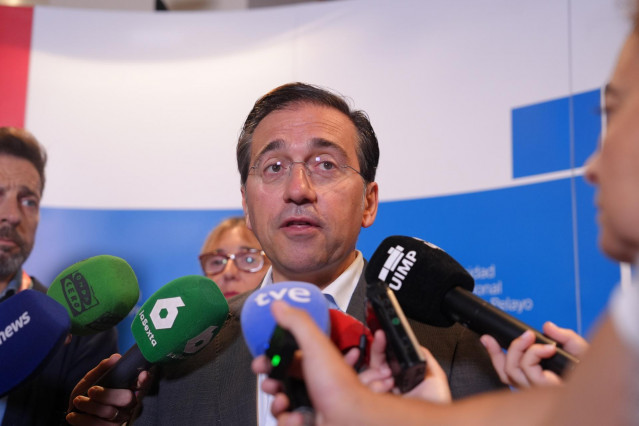 El ministro de Asuntos Exteriores, Unión Europea y Cooperación, José Manuel Albares, en el Palacio de la Magdalena, a 13 de julio de 2025, en Santander, Cantabria (España).