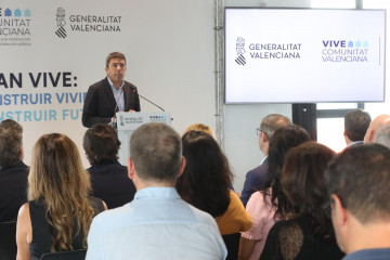 El 'president' de la Generalitat, Carlos Mazón, interviene en la Jornada sobre la Segunda Fase de Licitación de Suelo del Plan Vive este viernes en Alicante