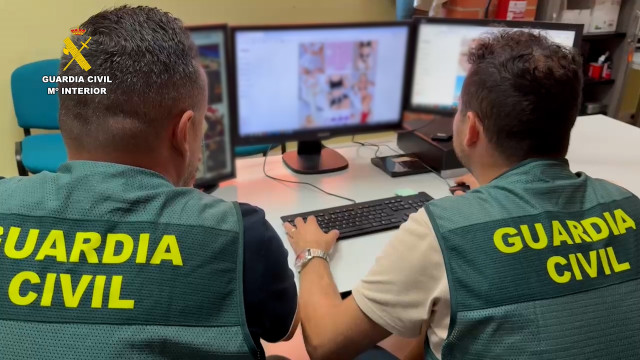 En total 16 menores han denunciado la utilización de su imagen modificada por IA tanto en redes sociales como en una web.