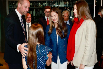 Princesa Leonor e infanta Sofía final Eurocopa