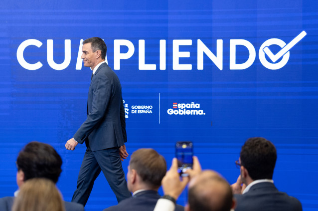 Archivo - El presidente del Gobierno, Pedro Sánchez, a su llegada a una comparecencia para hacer balance del curso político, en el Complejo de la Moncloa, a 31 de julio de 2024, en Madrid (España).