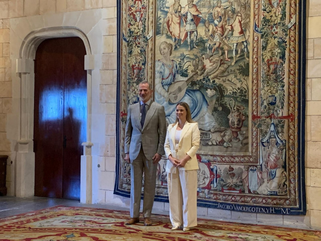 El Rey Felipe VI recibe en audiencia a la presidenta del Govern, Marga Prohens.