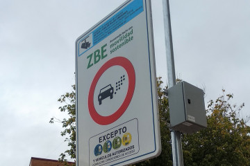 Archivo - Cartel informativo ZBE.