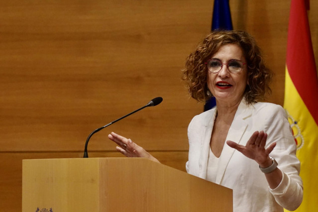 La vicepresidenta primera del Gobierno y ministra de Hacienda, María Jesús Montero.