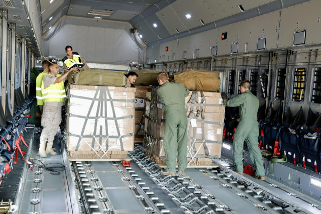 Avión del Ejército del Aire y del Espacio con ayuda humanitaria para Gaza.