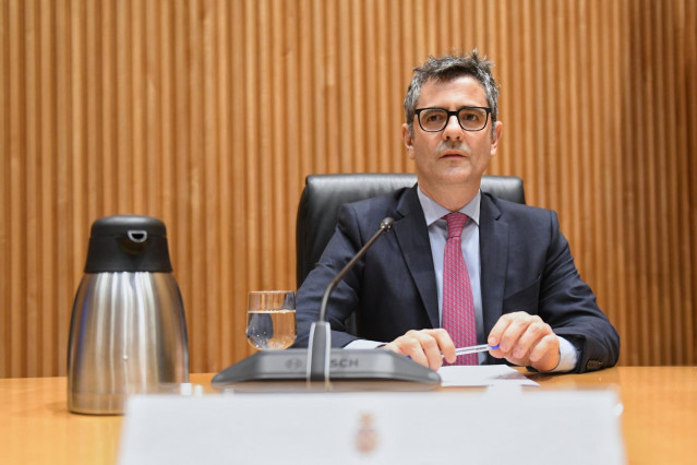 Archivo - El ministro de la Presidencia, Justicia y Relaciones con las Cortes, Félix Bolaños, durante el acto de presentación del sello del Grupo Social ONCE, en el Congreso de los Diputados, a 28 de febrero de 2024, en Madrid (España).