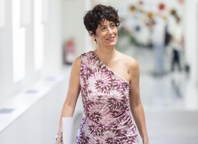 La ministra de Inclusión, Seguridad Social y Migraciones, Elma Saiz, a su llegada a un encuentro con representantes de las principales plataformas digitales, en el Ministerio de Inclusión.