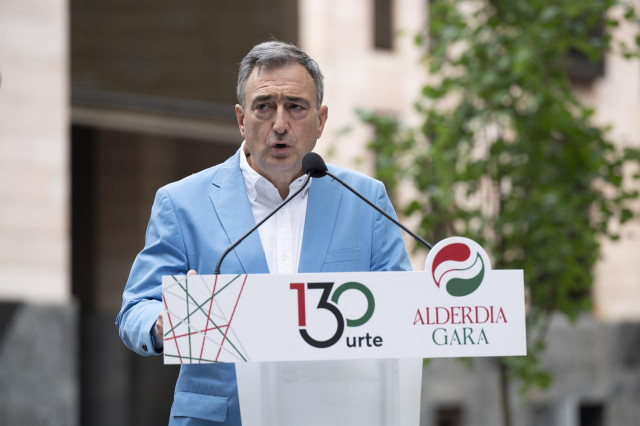 El presidente del EBB del PNV, Aitor Esteban, durante su intervención en la celebración del 130 aniversario de la fundación de EAJ-PNV, a 28 de julio de 2025, en Bilbao