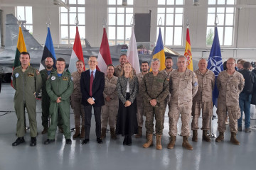 EuropaPress 6892544 espanoles asistentes acto relevo fuerza aerea rumania llevar cabo