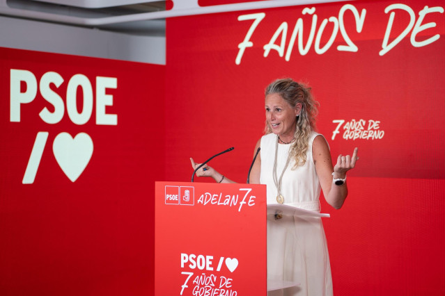Archivo - La portavoz del PSOE, Montse Mínguez, durante una rueda de prensa posterior a la reunión de la CEF-PSOE en la sede de Ferraz, a 7 de julio de 2025, en Madrid (España).