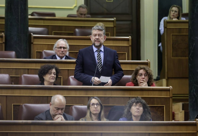 Archivo - Francesc Marc Alvaro, diputado de Esquerra Republicana (ERC) en el hemiciclo