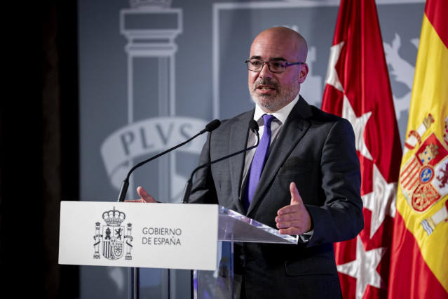 Archivo - El delegado de gobierno en la Comunidad de Madrid, Francisco Martín, interviene durante un acto de entrega de nueve medallas a la Promoción de los Valores de Igualdad, en la Delegación del Gobierno, a 11 de junio de 2025, en Madrid (España).
