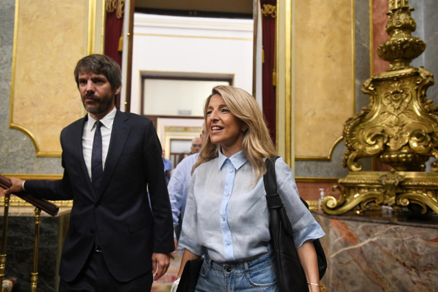 Archivo - El ministro de Cultura, Ernest Urtasun, y la vicepresidenta segunda y ministra de Trabajo y Economía Social, Yolanda Díaz.