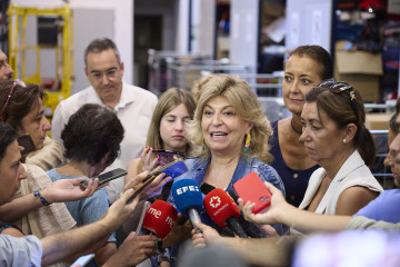 La delegada de Economía, Innovación y Hacienda, Engracia Hidalgo, ofrece declaraciones a la prensa, tras la visita a la Oficina de Objetos Perdidos del Ayuntamiento, a 20 de agosto de 2025, en Madri