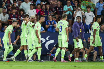 EuropaPress 6913550 lamine yamal of fc barcelona celebrates goal with teammates during the