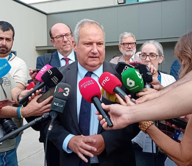 El ministro de Industria y Turismo, Jordi Hereu, en declaraciones en Lleida