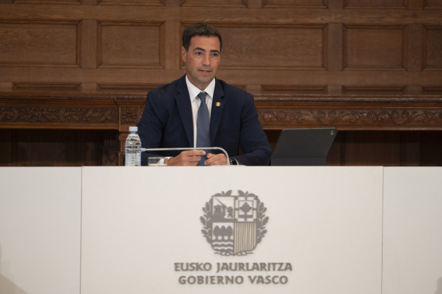 El lehendakari, Imanol Pradales, en el inicio del curso político de su Ejecutivo en San Sebastián.