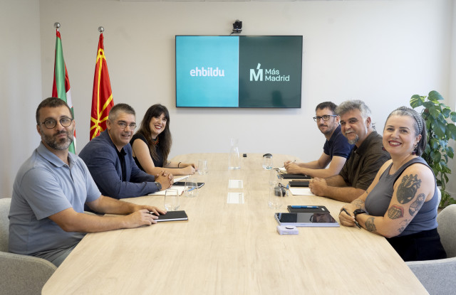 Reunión de las delegaciones de EH BIldu y Más Madrid en Bilbao