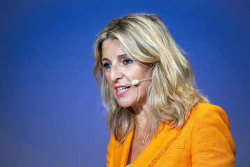 Archivo - La líder de Sumar, vicepresidenta y ministra de Trabajo en funciones, Yolanda Díaz, participa en un foro del Club Vanguardia, en el Colegio de Abogados, a 5 de octubre de 2023, en Barcelon