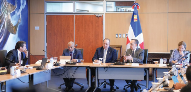 Una misión del FMI visita República Dominicana para evaluar su economía y sus perspectivas.